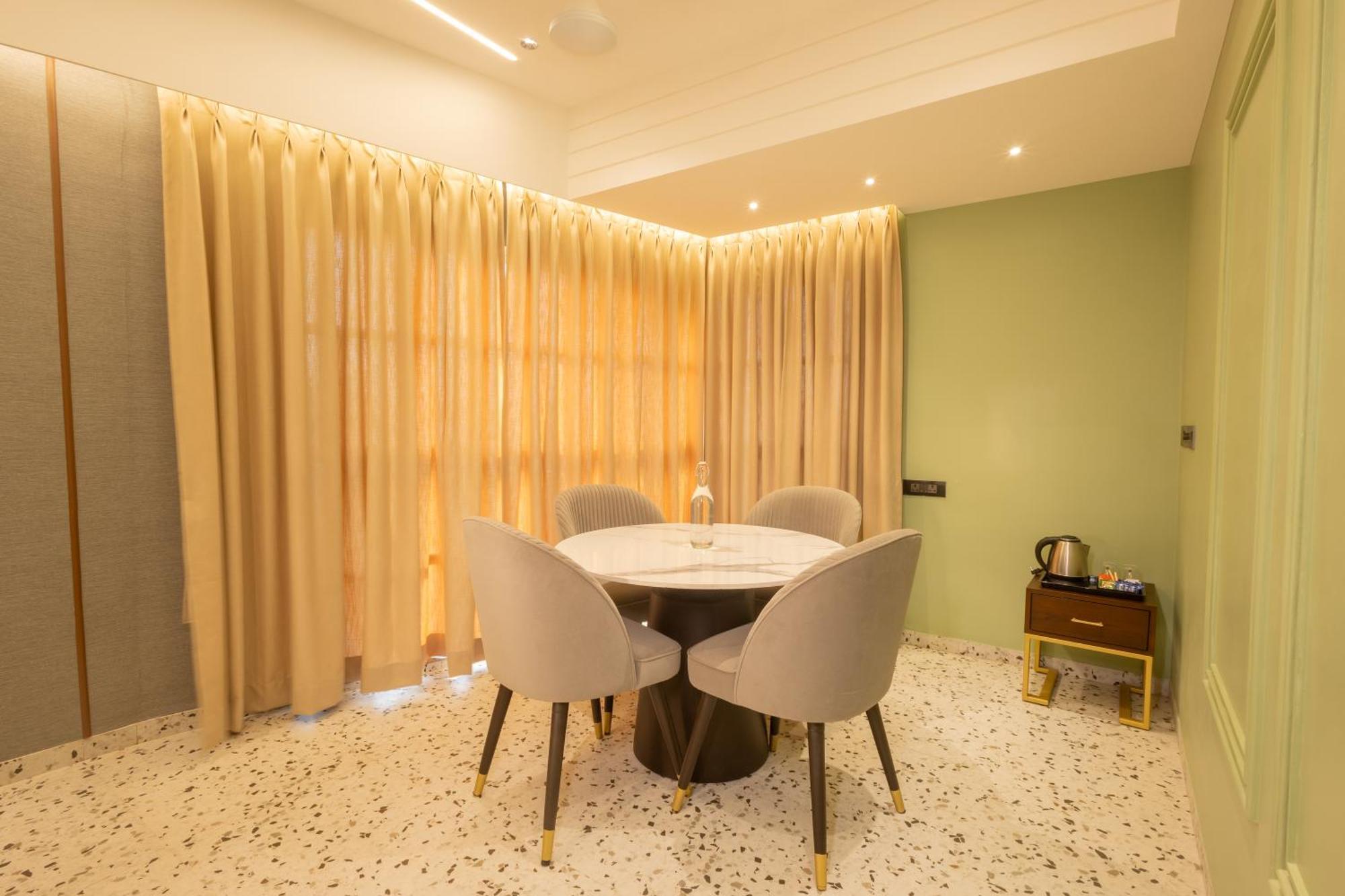 דינדיגול Hotel Parsons Court מראה חיצוני תמונה